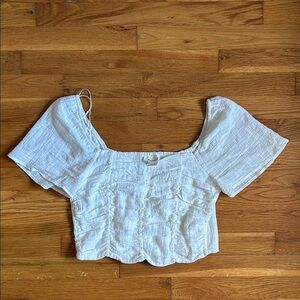 URBAN Romantics Textured White Cropped Blouse